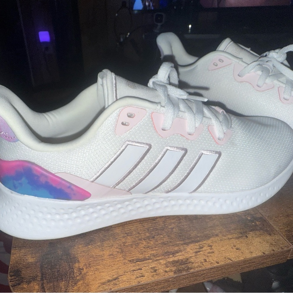 ADIDAS - Size 9.5 - Women's Pure Motion SE Running Course A Pied Shoes